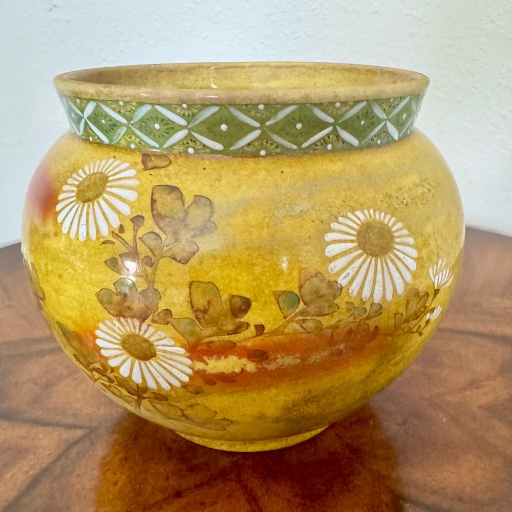 Antique Japanese Ceramic Planter Hand Painted Floral Decoration 5 1/2” - Picture 2 of 12